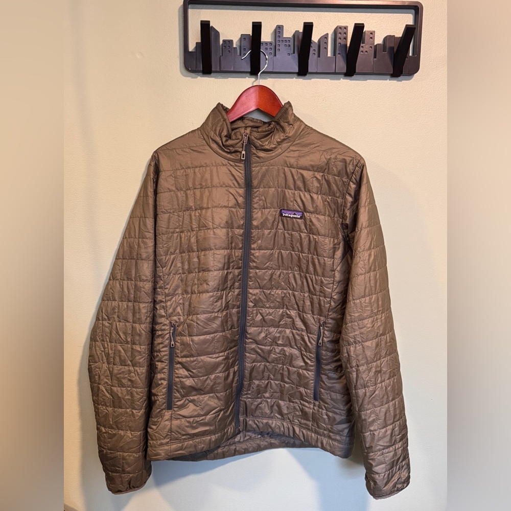 Patagonia Men's Nano Puff Jacket- Industrial Green